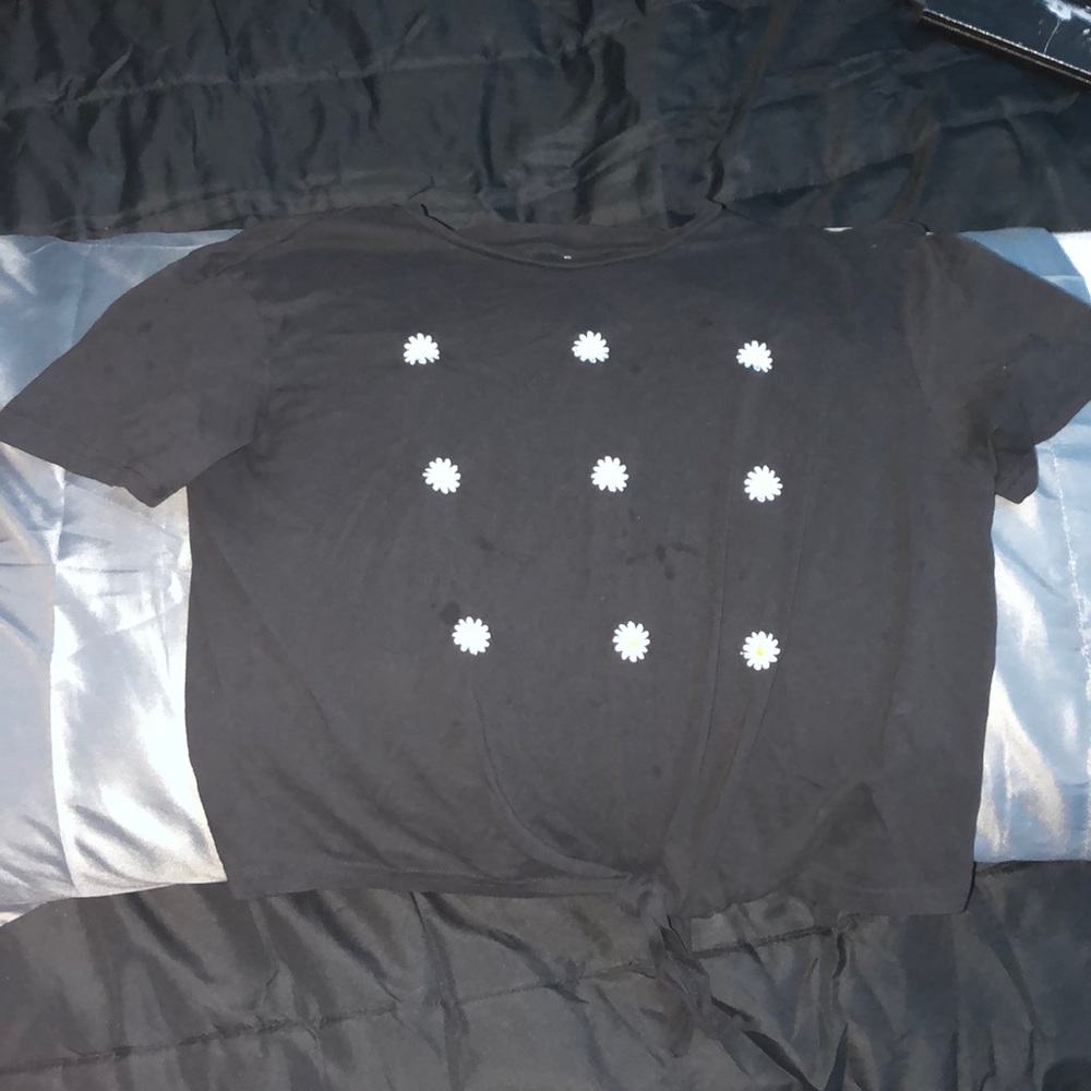 Black crop top with daisies